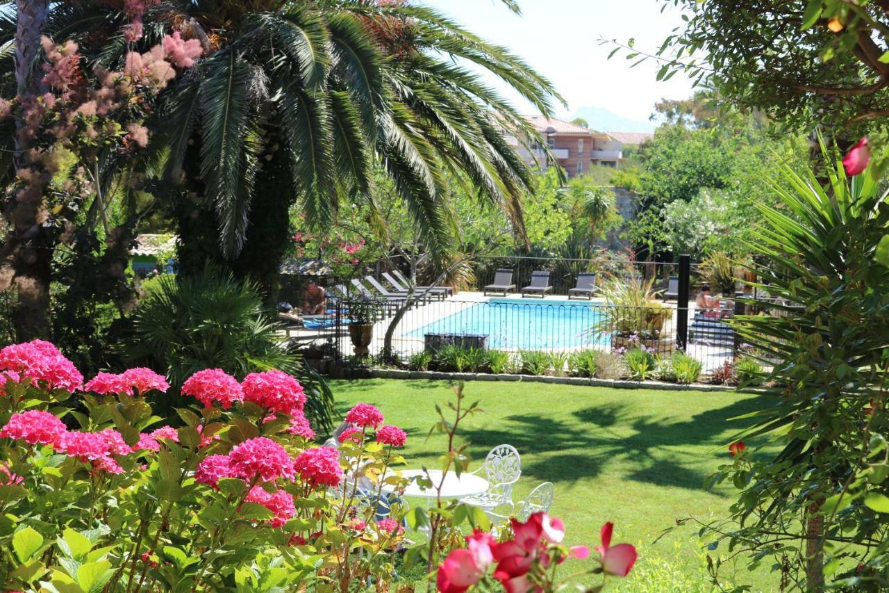 Résidence Le Home Calvi  Exterior foto